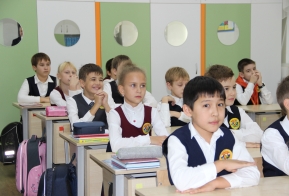 Заместитель Председателя Правительства Хабаровского края – министр природных ресурсов края провёл урок по краеведению для школьников г. Хабаровска