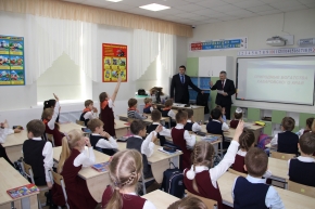 Заместитель Председателя Правительства Хабаровского края – министр природных ресурсов края провёл урок по краеведению для школьников г. Хабаровска