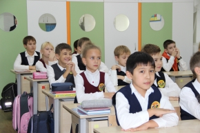Заместитель Председателя Правительства Хабаровского края – министр природных ресурсов края провёл урок по краеведению для школьников г. Хабаровска